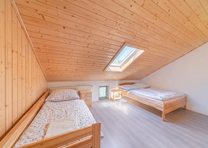 Krmelec U Kravi Hory Pensionat 3*